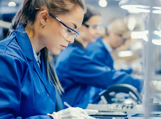 Group of Milliken Accosiates in the lab