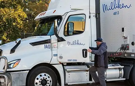 03-Consulting-Supply Chain-dedicated trucking.webp