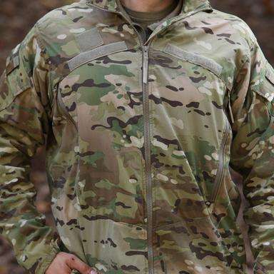 Gen 3 ECWCS Level 4 TactX Windshirt US Army Male Soldier Close Up 2.jpg