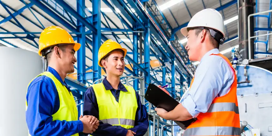 05-Consulting-On Site Training - Leadership programs.webp