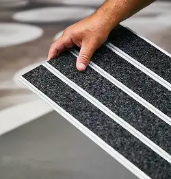 tight shot of Obex Bar